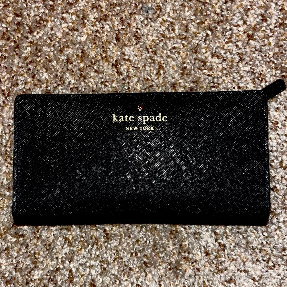 NWOT Kate Spade Black Large Slim Bifold Wallet